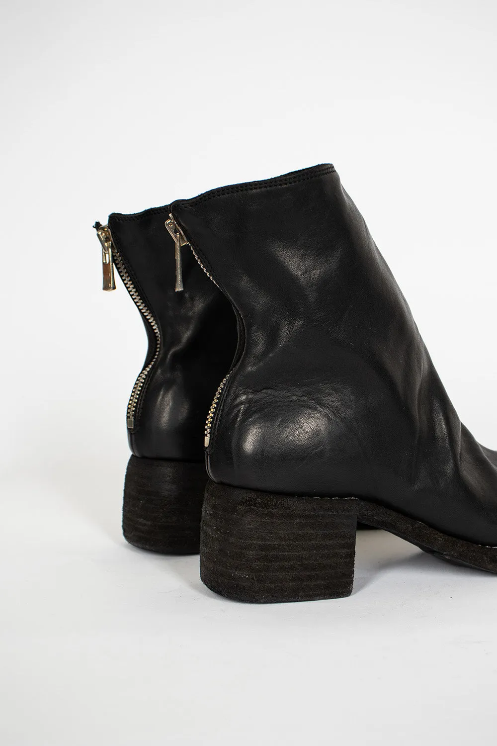 9086 Back Zip Boots