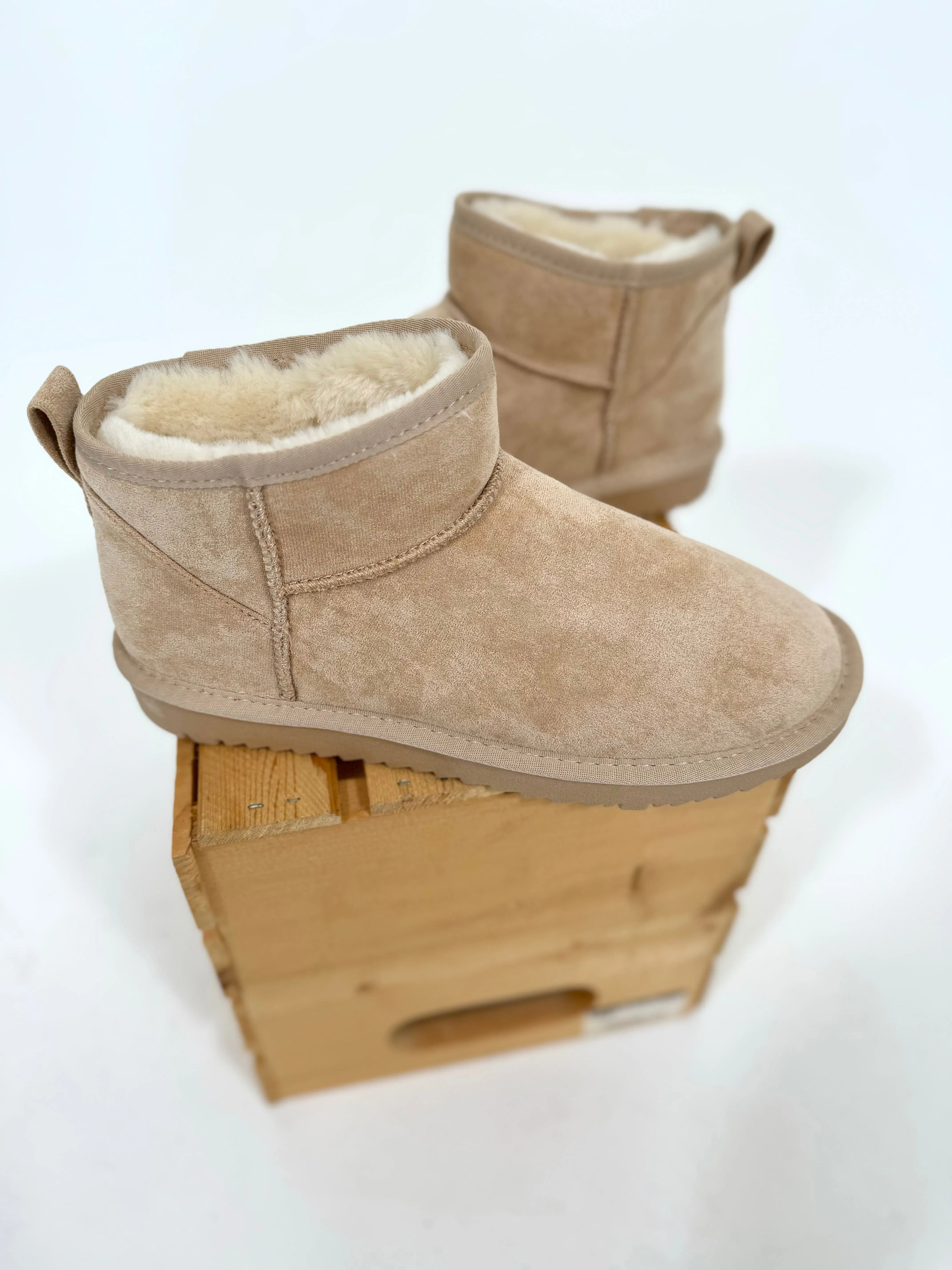 Barker Faux Fur Short Boot- OATMEAL