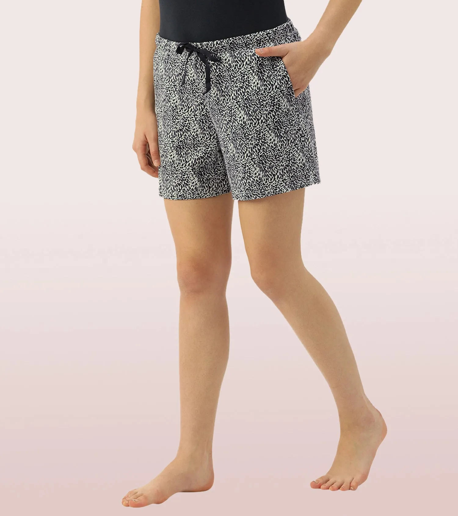 Basic Shorts | Mid-Thigh Length Jersey Shorts With Pockets