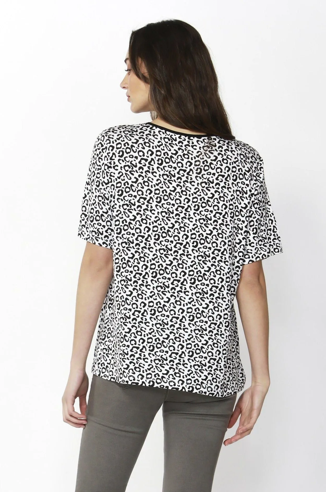 Betty Basics Los Angeles Tee in Snow Leopard