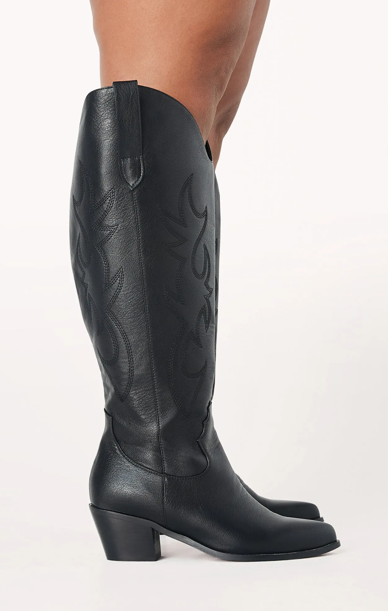 Billini Urson Curve Cowboy Boot ~ Black