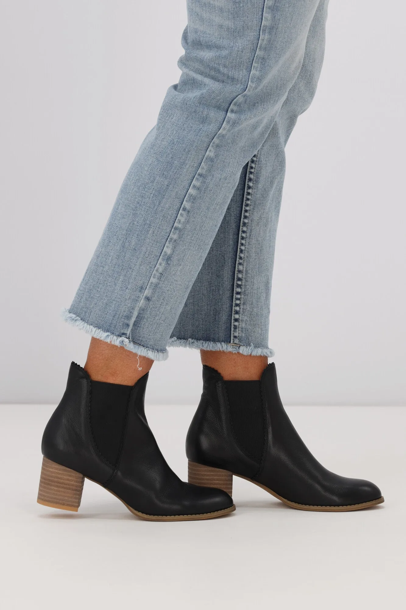 Django & Juliette Sadore Black Natural Heel Leather Boot