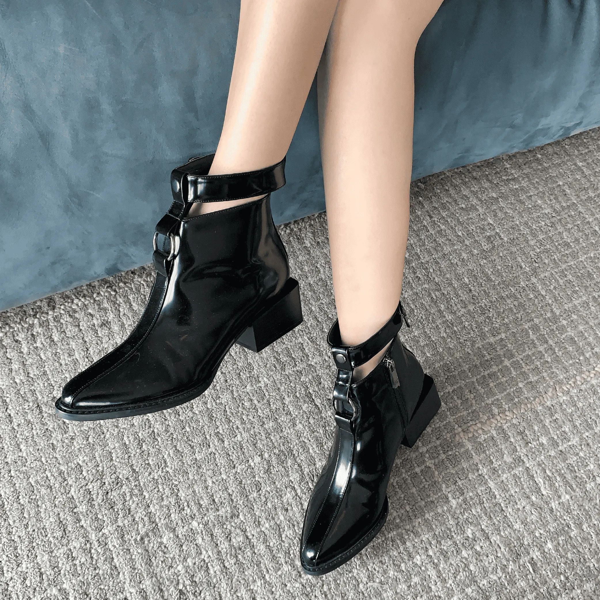 Hollow with Hoop Patent Ankle Bootie 4163