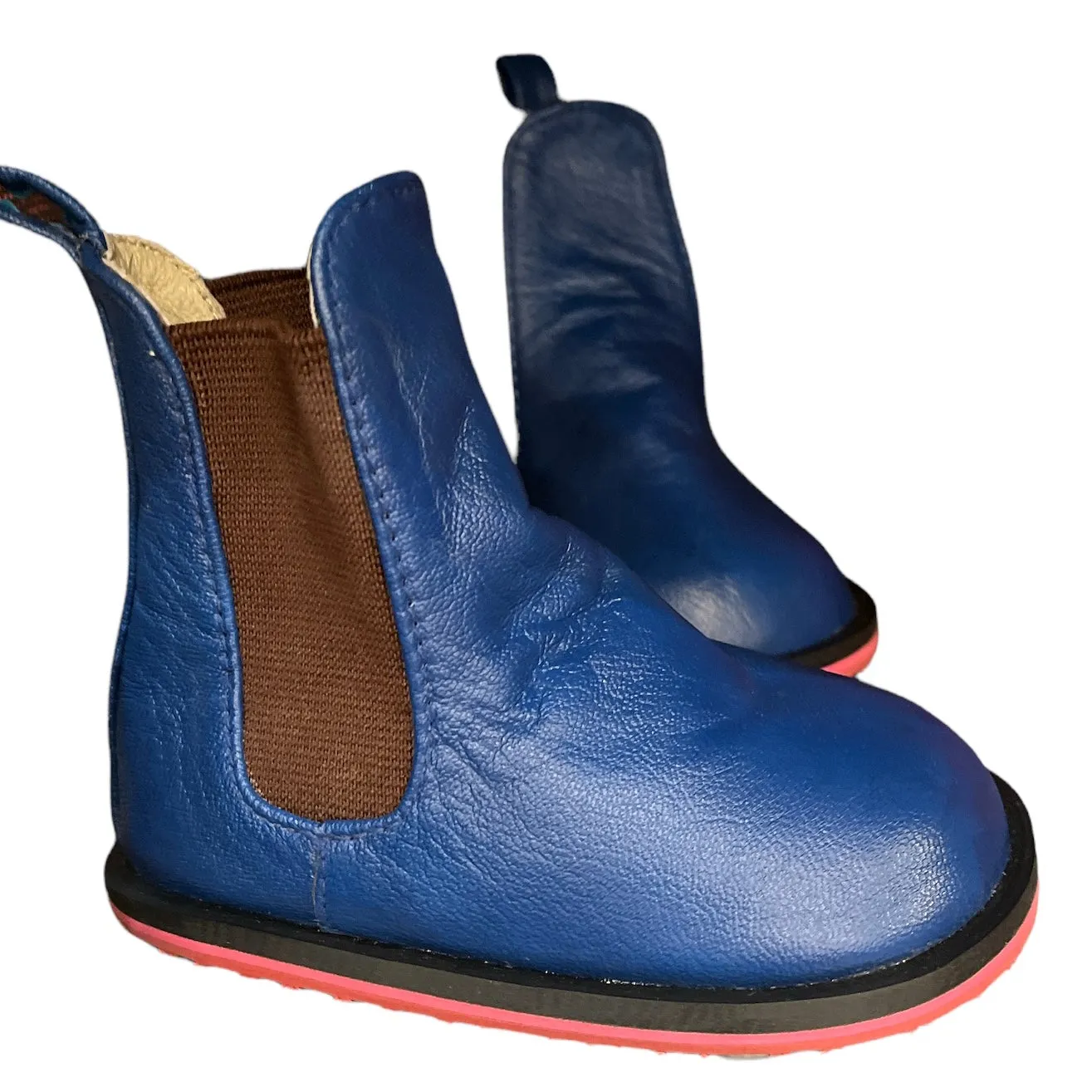 Peking boot with double red sole