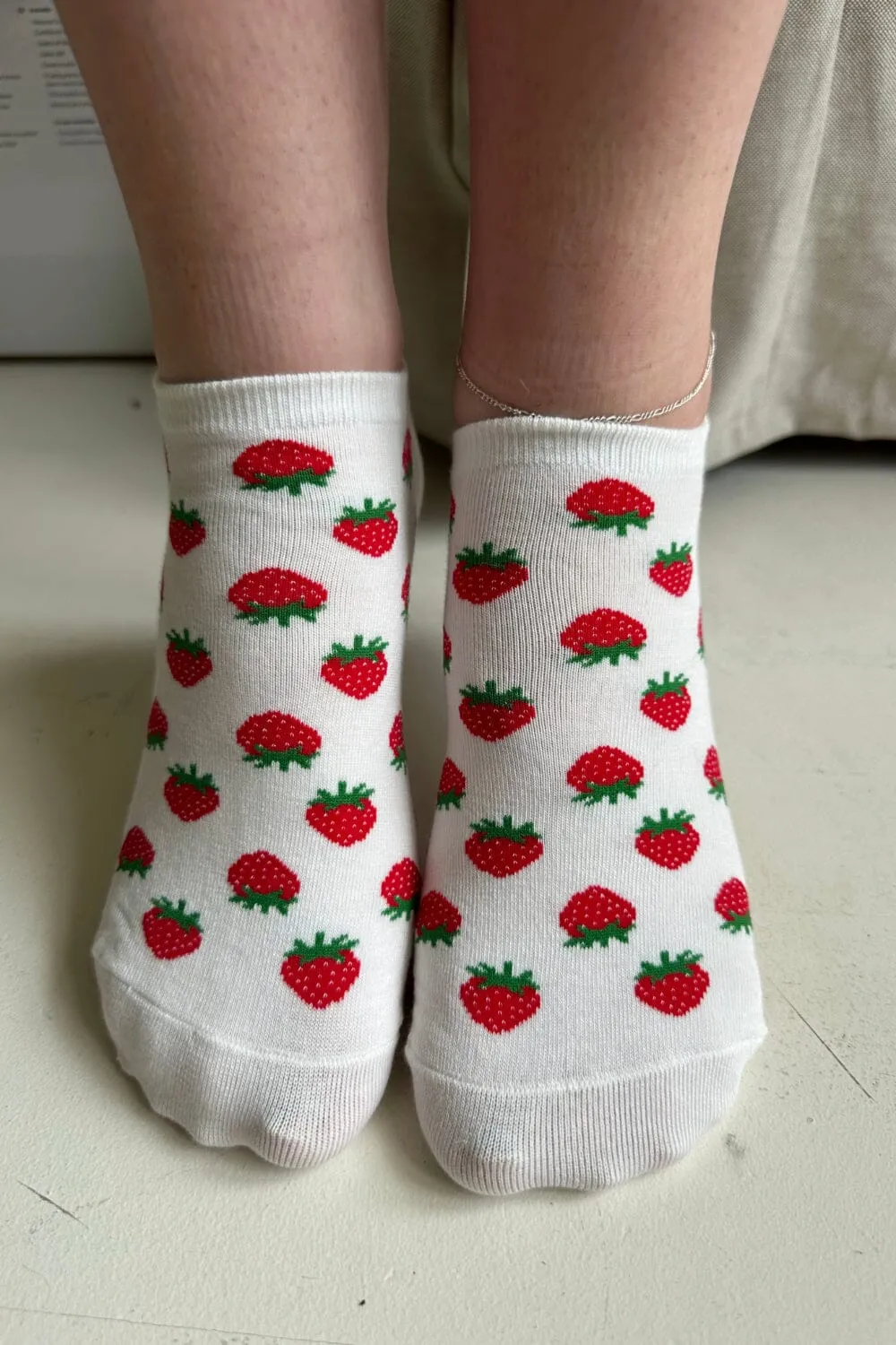 Red Strawberry Ankle Socks