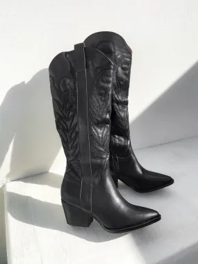 Samara Cowgirl Boot in Black