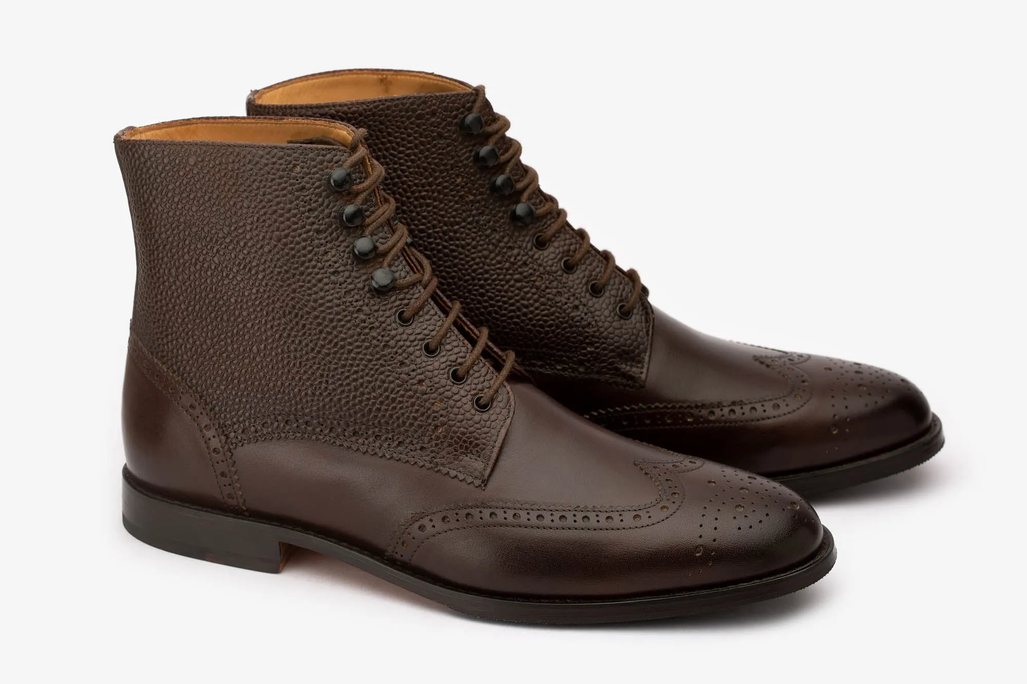 Wingcap Derby Boot With Pebble Grain Quarter